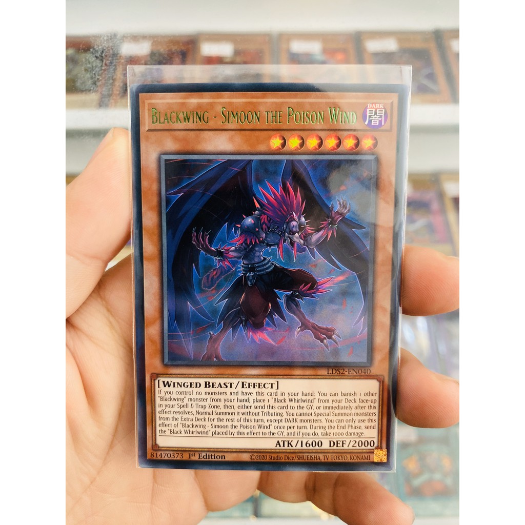 Thẻ Bài YugiOh! Mã LDS2-EN040 - Blackwing - Simoon the Poison Wind - Ultra Rare (Green) - 1st Edition