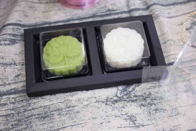 10 hộp đựng 2 bánh trung thu từ 125gam đến 250 gam