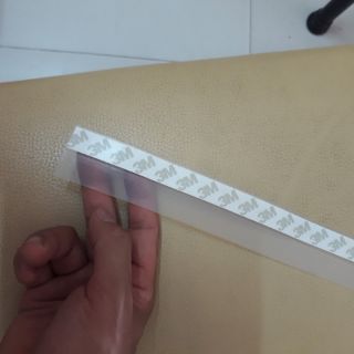 Ron dán chân cửa cuộn 2m
