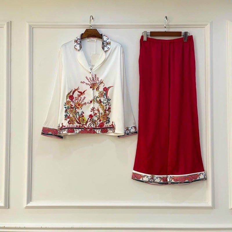 Đồ bộ pijama mặc nhà Lụa Tay Ngắn - Tay dài Quần dài hoạ tiết hoa nhí màu đỏ cho bạn nữ dưới 62kg cao cấp
