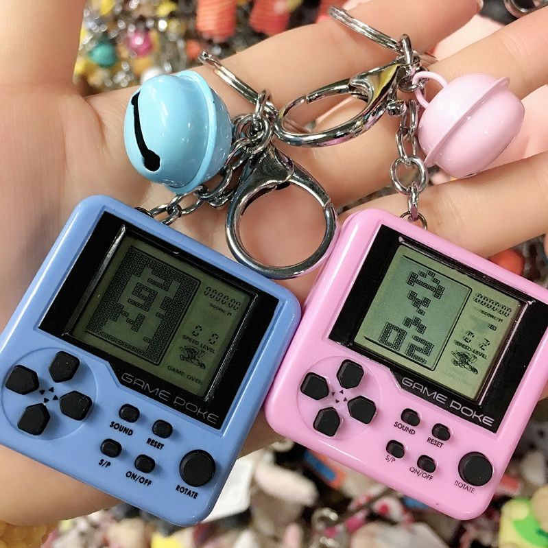 ₪Máy chơi game mini keychain mặt dây chuyền hoài cổ cầm tay nhỏ tetris cô gái sinh viên