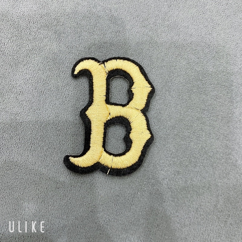 LOGO thêu chữ B  siêu đẹp