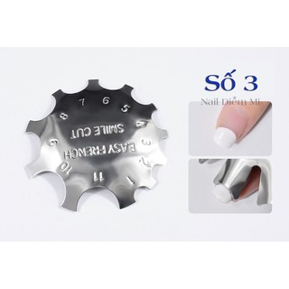 Khuôn xắn bột làm móng