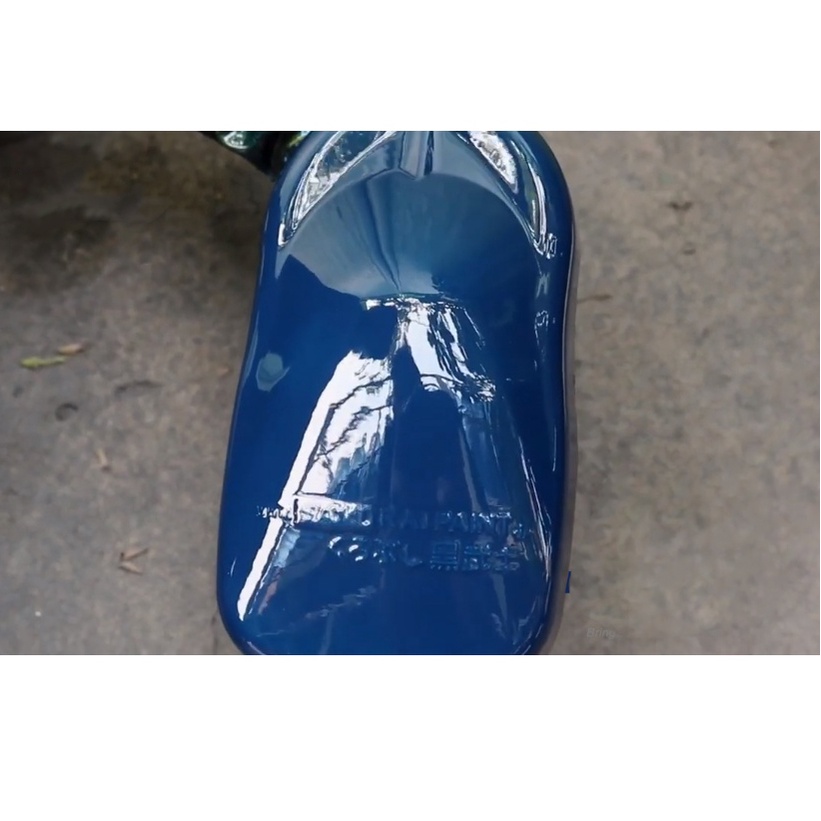Sơn Samurai màu xanh dương đậm 23/116 chính hãng, sơn xịt dàn áo xe máy chịu nhiệt, chống nứt nẻ, kháng xăng