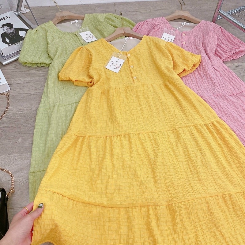 Chiếc váy suông cổ V tay bồng 3 màu xinh lung linh luôn ạ ✨Lotus Shop✨