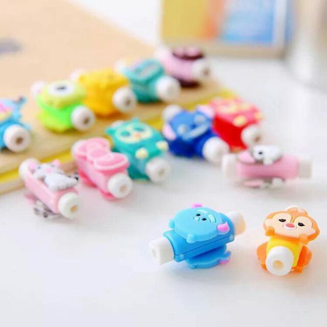 Combo bộ 2 nút Bảo vệ đầu sạc sticker kute | BigBuy360 - bigbuy360.vn