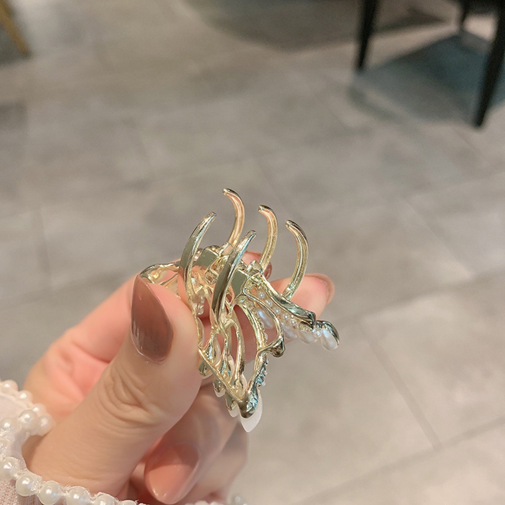 Kẹp Tóc Hình Bướm Đính Ngọc Trai Màu Vàng Thời Trang Cho Nữ