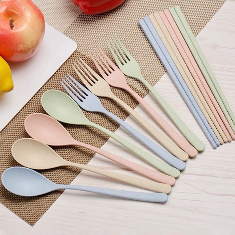 Bộ muỗng đũa nĩa lúa mạch văn phòng du lịch cá nhân dễ thương kèm hộp