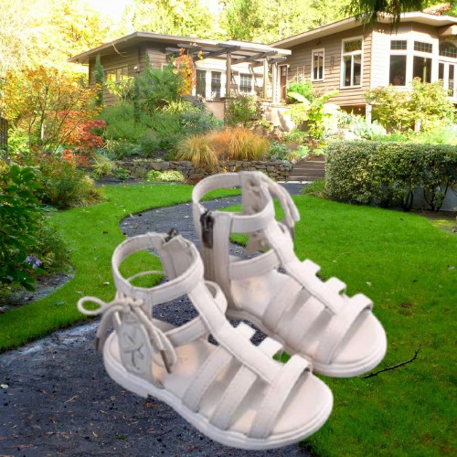 Giày sandal bé cá tính