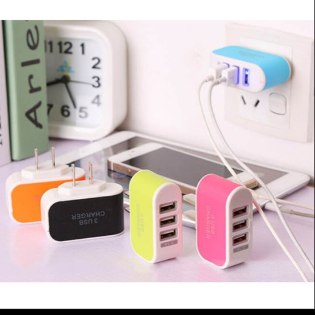 Củ xạc 3 cổng USB đa năng ( màu ngẫu nhiên)