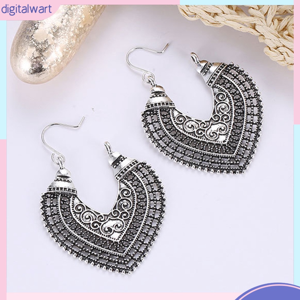 Cặp Khuyên Tai Dáng Dài Thiết Kế Hình Trái Tim Đính Đá Quý Nhân Tạo Sang Trọng Cá Tính Dành Cho Nữ