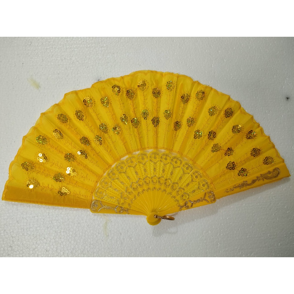 Quạt liu sa loại dày đẹp trang trí oản tài lộc - ảnh thật
