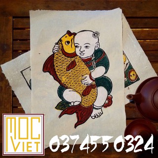 Tranh Đông Hồ Em bé ôm cá