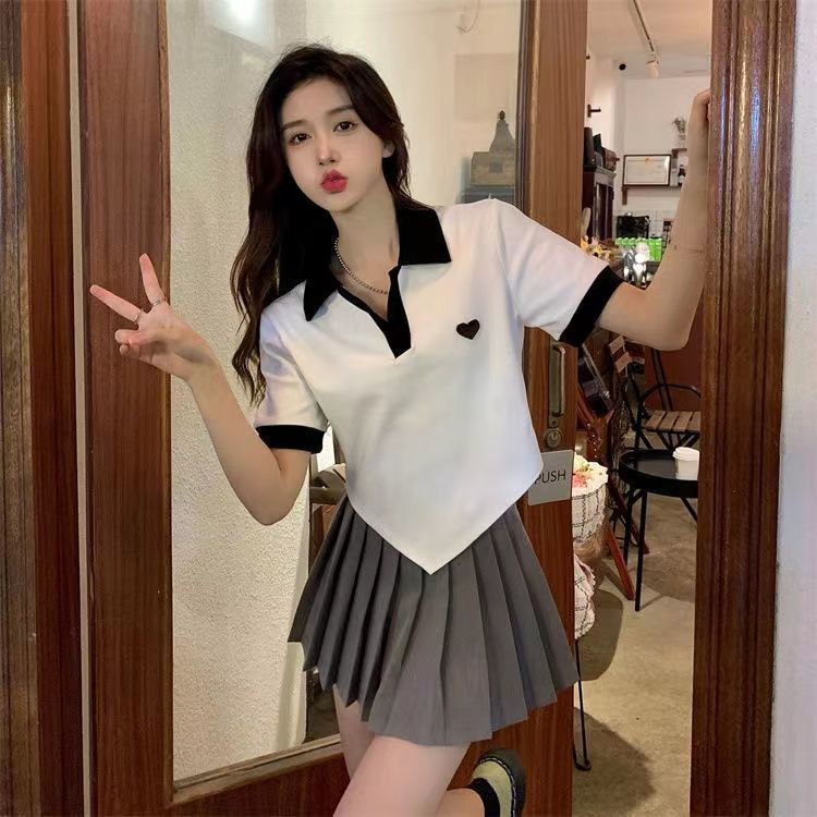 Áo polo COZOK ngắn tay thêu hình trái tim xinh xắn