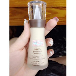 Kem nền chống nắng không nhờn Mira Skin Control Foundation Hàn Quốc 30ml | BigBuy360 - bigbuy360.vn