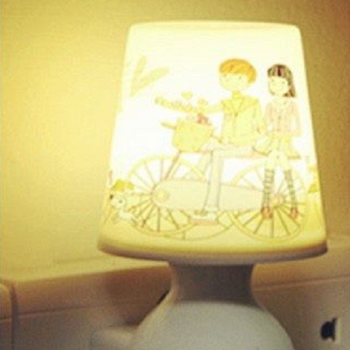 ĐÈN NGỦ CẢM ỨNG HÌNH CÁI LY