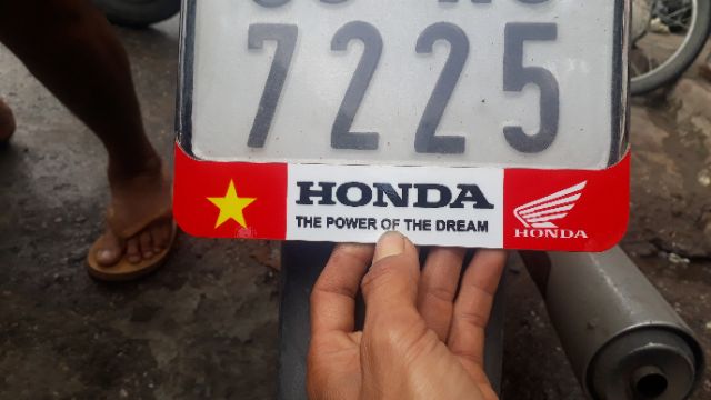 Lót biển chống nước kèm logo thời trang