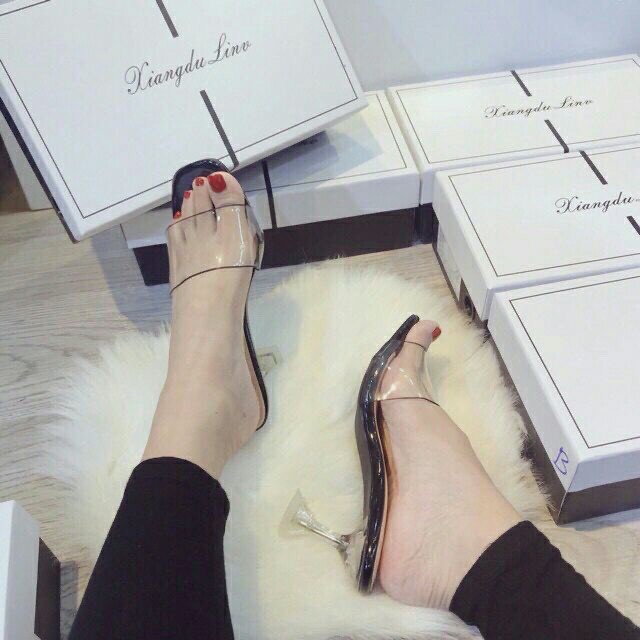 Dép nữ quai trong gót phale điệu đà lên chân cực xinh