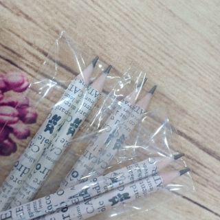 Bút chì chuốt HB, 2 cây/túi
