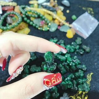 Tỳ hưu ngọc cẩm thach