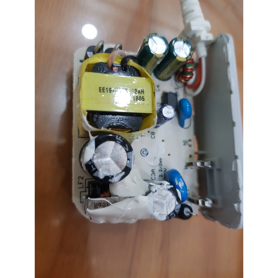 [Giá Sốc Giảm 50%] Nguồn Camera Phicomm 12V-1.5A,CHẤT LƯỢNG TUYỆT ĐỐI | BigBuy360 - bigbuy360.vn