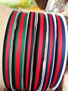 Ruy băng gucci (mét)