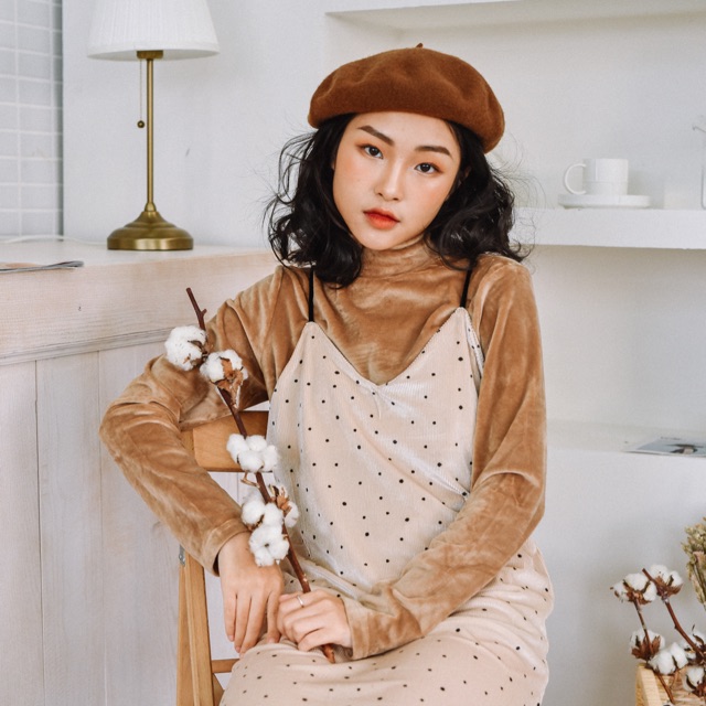 Váy 2 dây chấm bi