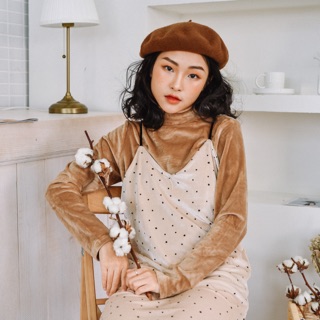 Váy 2 dây chấm bi