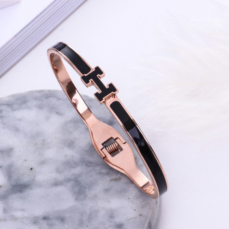 Vòng Tay Bằng Thép Không Gỉ Nhẹ Nhiều Màu Sắc Họa Tiết Chữ H Thời Trang Cao Cấp Dễ Phối Đồ Cho Nữ