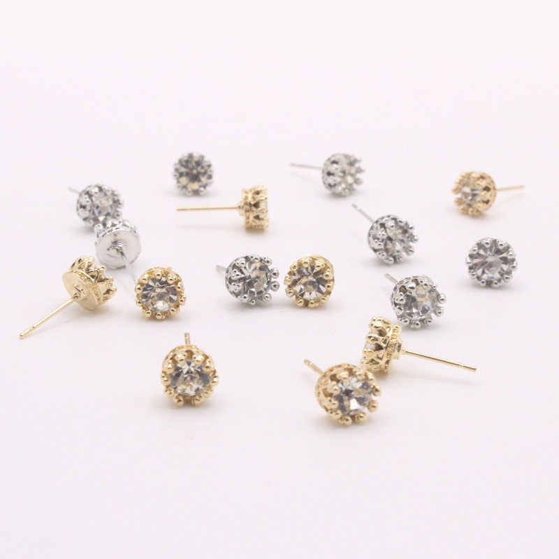 Set 2 Khuyên Tai Hình Vương Miện Đính Đá Thời Trang Cho Nữ
