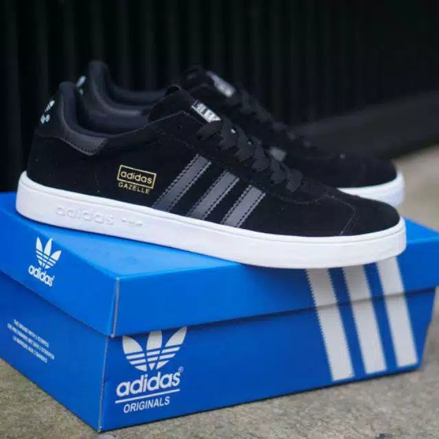 Giày Thể Thao Adidas Gazelle Thiết Kế Năng Động Hợp Thời Trang