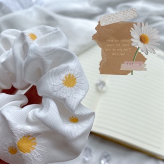 Dây cột tóc/ Scrunchies hoa cúc