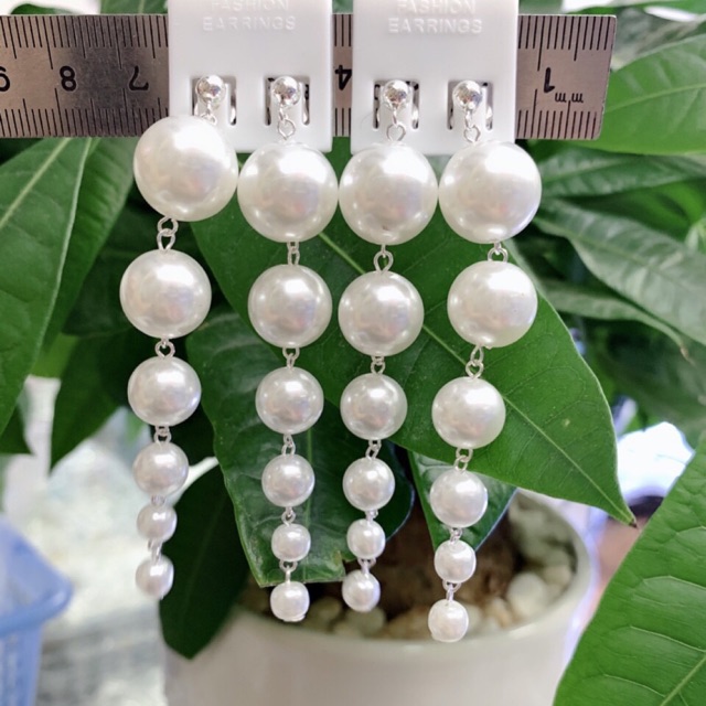 Khuyên tai quả cầu trắng nhỏ dần bạc ta siêu dài (tầm 10cm)