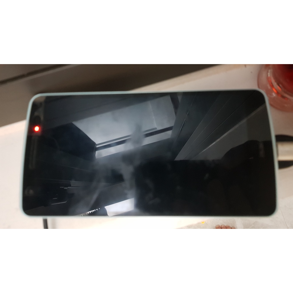 Xác điện thoại LG isai - LG G2 phiên bản Nhật lỗi pin