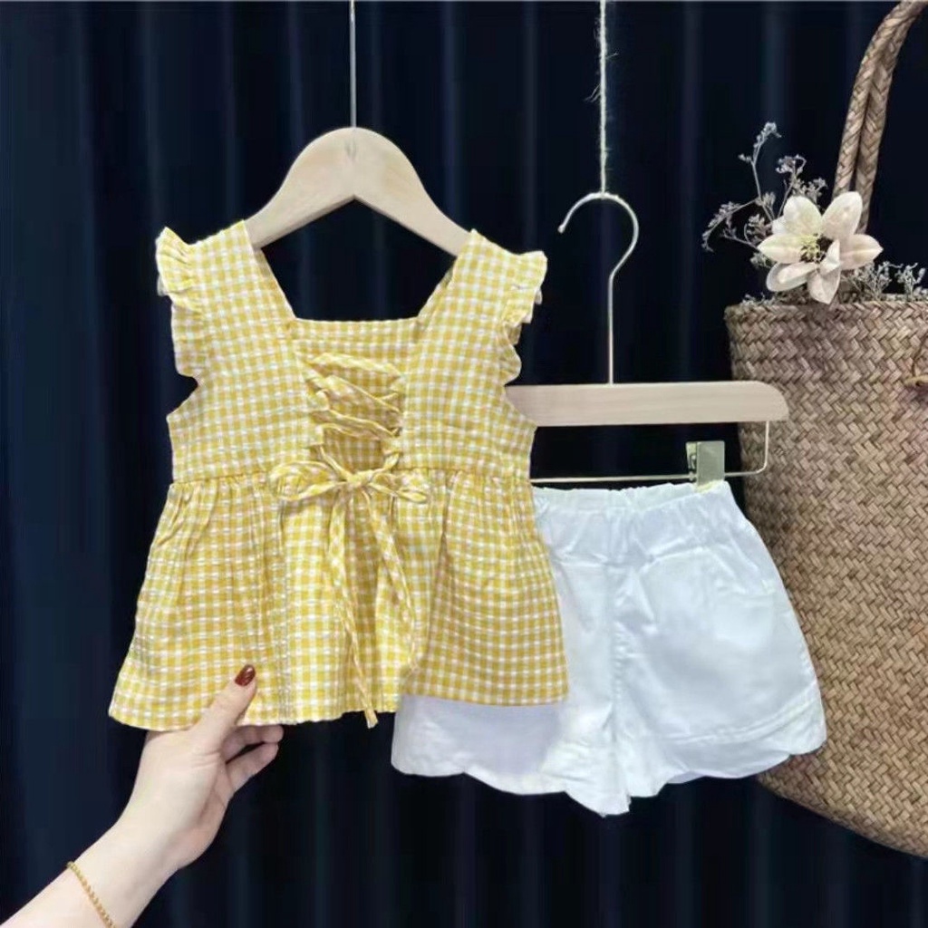 Set Áo Thun Tay Ngắn + Quần Short Thời Trang Mùa Hè Phong Cách Hàn Quốc Cho Bé Gái 5 Tuổi