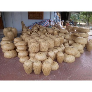 Chao đèn mây tre đan hình nấp
