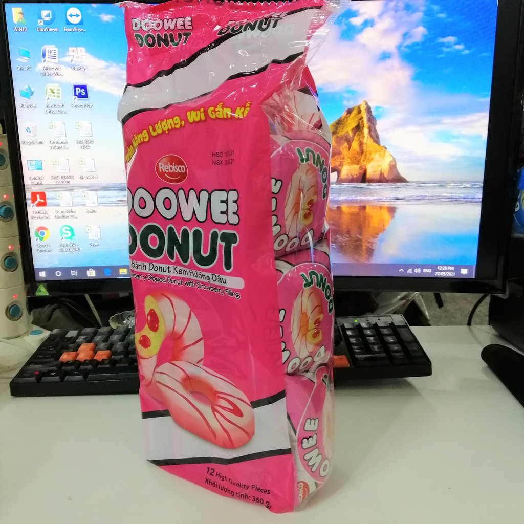 Bánh Doowee Donut Kem Hương Dâu (Gói 12 cái)