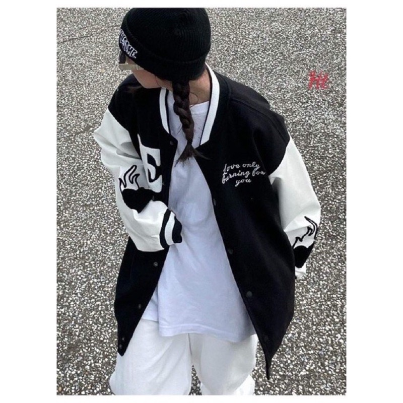 Áo khoác bomber 1988 AMIRIhàng 1 lớp cổ, tay áo và gấu áo có bo dệt xịnfreesize 55kgphong cách hàn quốc; thể thao