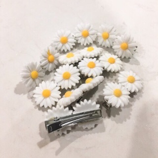 Kẹp tóc cúc họa mi 2 bông