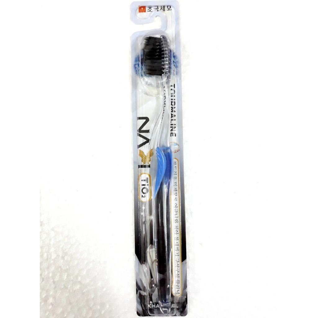 1 Cây Bàn Chải Đánh Răng Navi TiO2 (Giao màu ngẫu nhiên)