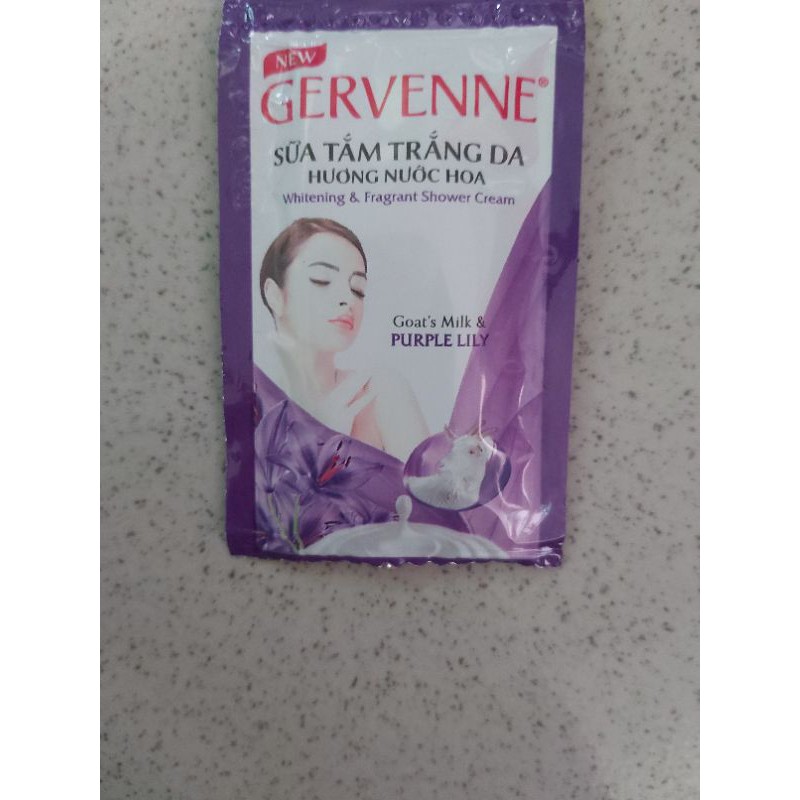 Sữa tắm Gervenne 1 gói 1k (màu ngẫu nhiên)