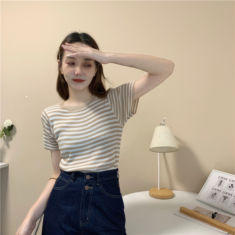 Áo Thun Croptop Gân Tăm Tay Ngắn Họa Tiết Kẻ Sọc Kiểu Hàn Quốc Thời Trang 2022