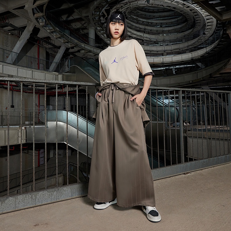 Áo Thun Tay Ngắn Thêu Hình Sau Lưng 100% AuthenticNike AirJordan DM1445-126-017