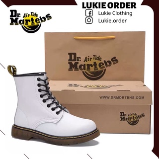 Boot Dr Martens cao cổ trắng 8 lỗ