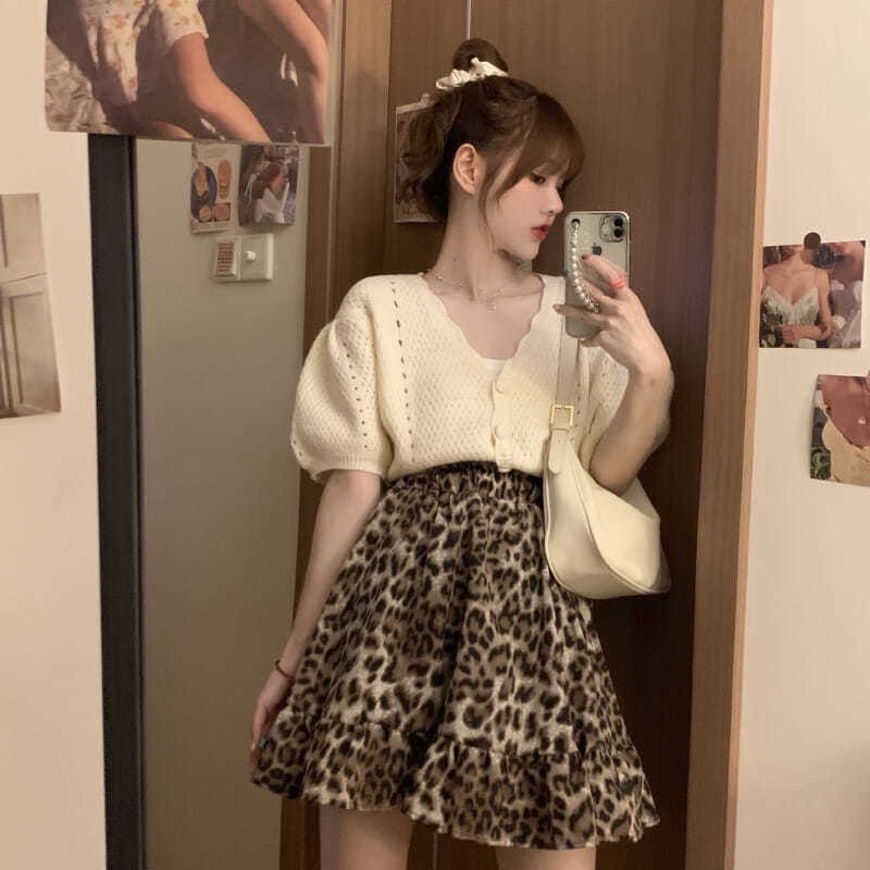 Áo Cardigan Dệt Kim Tay Phồng Cổ Chữ V Dáng Ôm Thời Trang Mùa Hè Cho Nữ