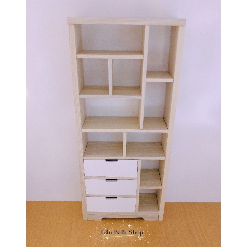Tủ kệ trưng bày cho nhà búp bê size 1/8 , 1/6 (nhận làm theo yêu cầu)