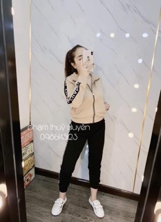 Bộ đồ thể thao nữ