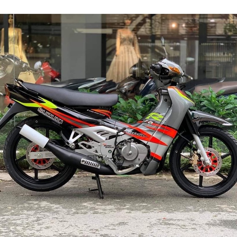 Tem Satria 2000 Đen Xám Xi Măng