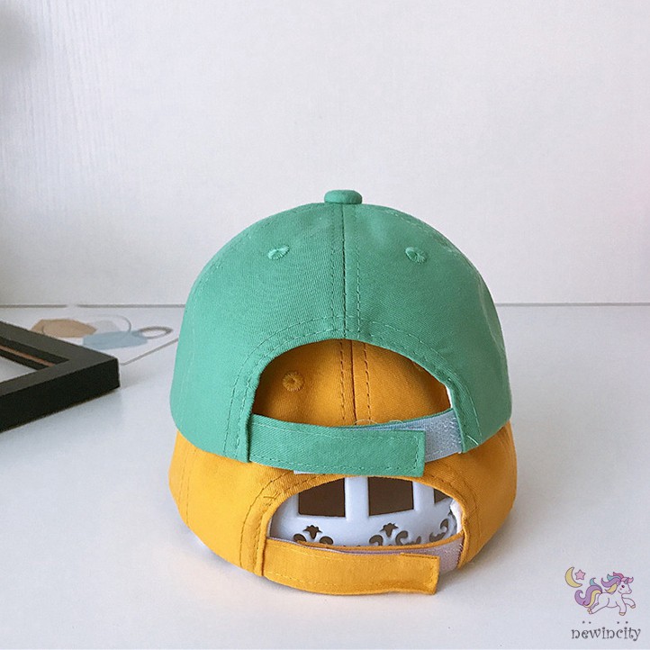 Mũ lưỡi trai phối chữ phong cách thịnh hành cho trẻ nhỏ