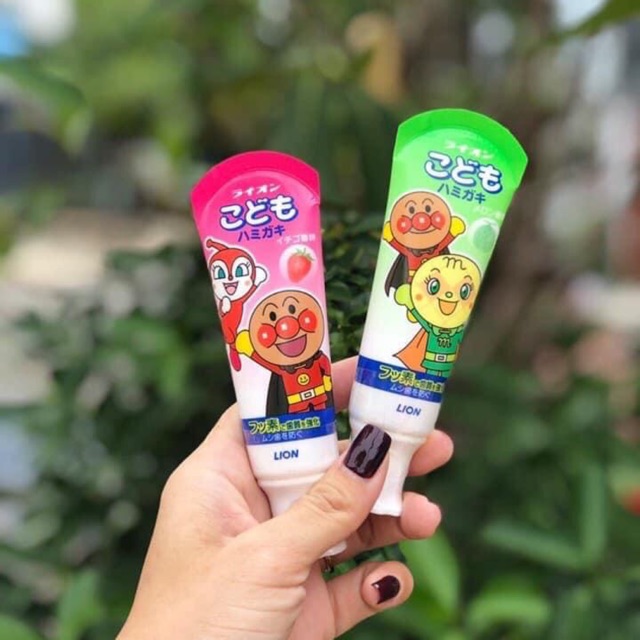 Kem đánh răng lion của Nhật cho bé
